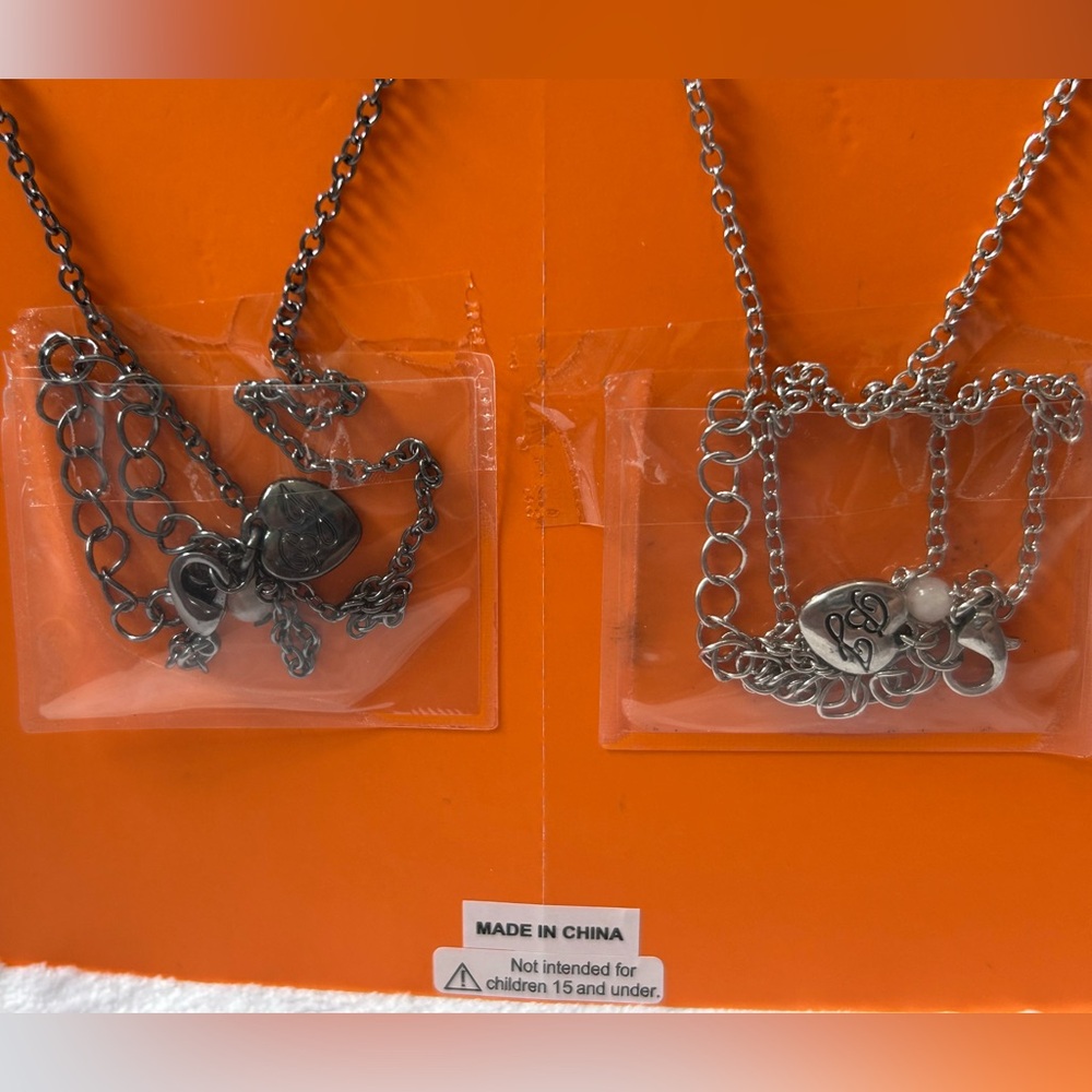 Betsey Johnson Best Friends Ghost Necklace Set NWT - Picture 5 of 8